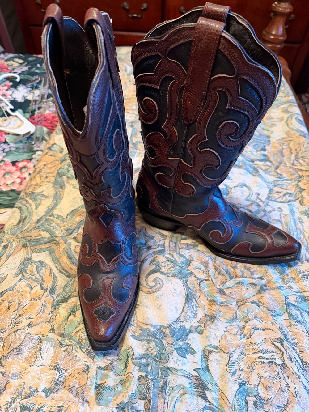 Women’s Western Leather Cowboy Boots - Brown & Black